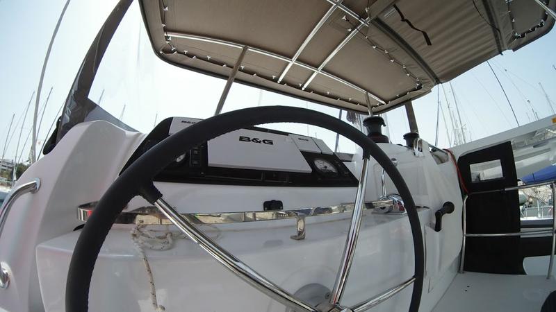 Book yachts online - catamaran - Lagoon 42 - Barchetta III - rent