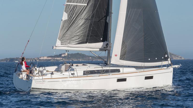 Book yachts online - sailboat - Oceanis 38.1 - Tena - rent