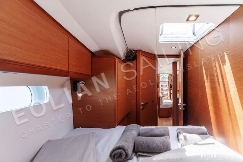 Book yachts online - sailboat - Sun Odyssey 519 - Montecarlo - rent