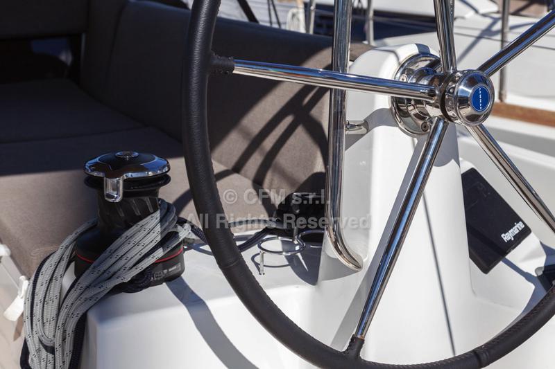 Book yachts online - sailboat - Sun Odyssey 440 - Nantes  - rent