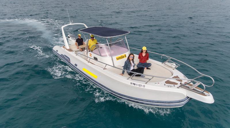 Book yachts online - motorboat - Tempest 900 WA - Smile III - rent