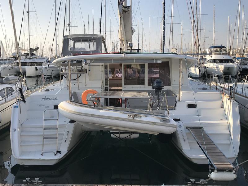 Book yachts online - catamaran - Lagoon 400 - Aurora - rent