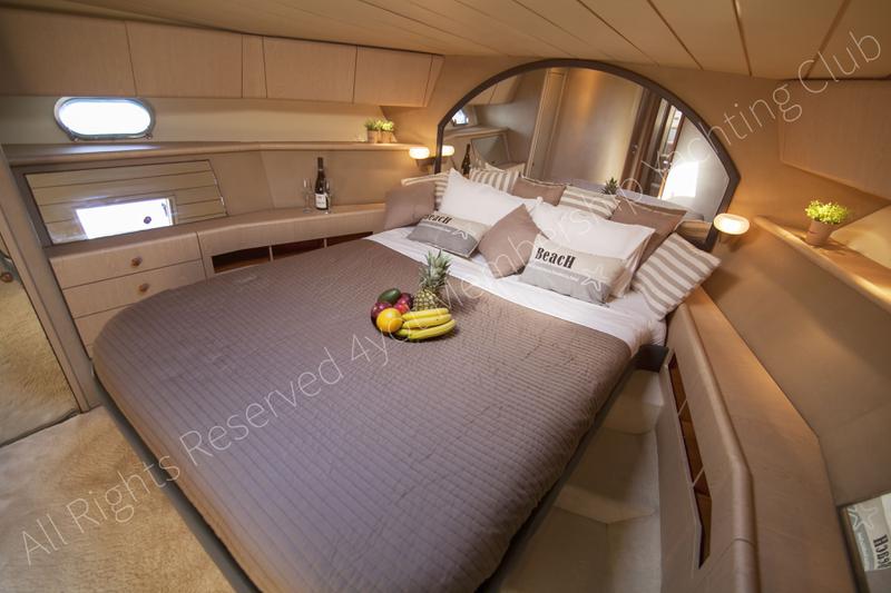 Book yachts online - motorboat - Ferretti 58/64ft - Alter Ego II - rent