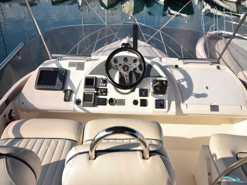 Book yachts online - motorboat - Fairline Phantom 40ft - Alter Ego IV - rent