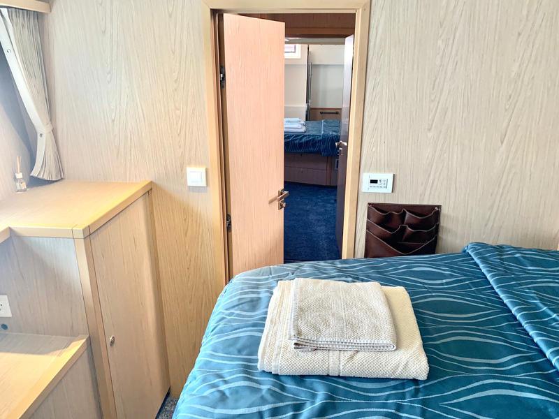 Book yachts online - catamaran - Lagoon 52 - Denilos - rent
