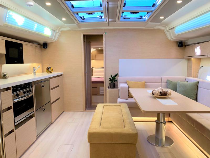 Book yachts online - sailboat - Hanse 508 - ARTEMIS (A/C, Gen, Watermaker, Electric Winches) - rent