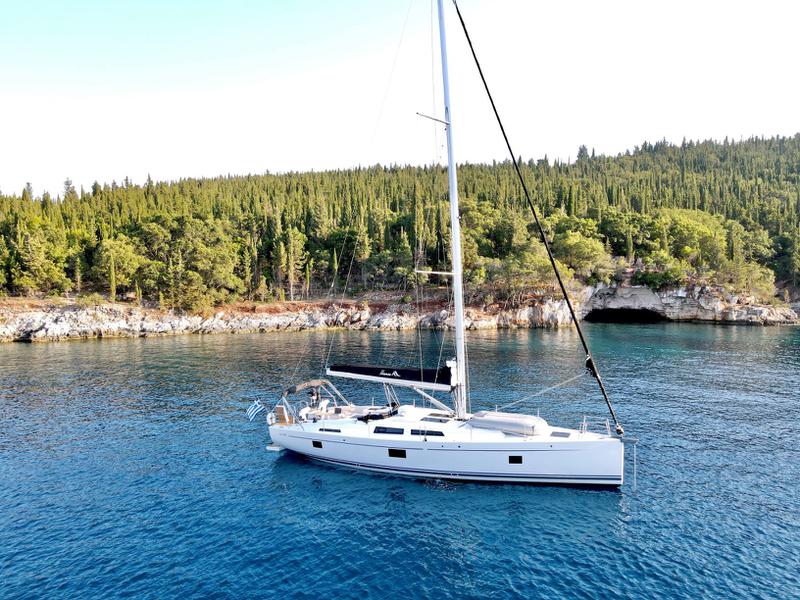 Book yachts online - sailboat - Hanse 508 - ARTEMIS (A/C, Gen, Watermaker, Electric Winches) - rent