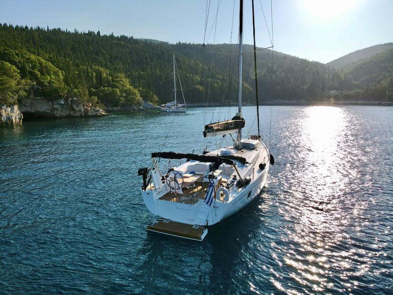 Book yachts online - sailboat - Hanse 508 - ARTEMIS (A/C, Gen, Watermaker, Electric Winches) - rent