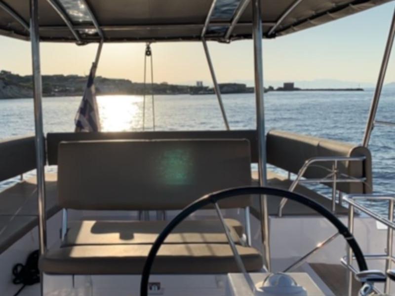 Book yachts online - catamaran - Nautitech 46 Fly - Exhibit A (AC -- Gen --Watermaker) - rent