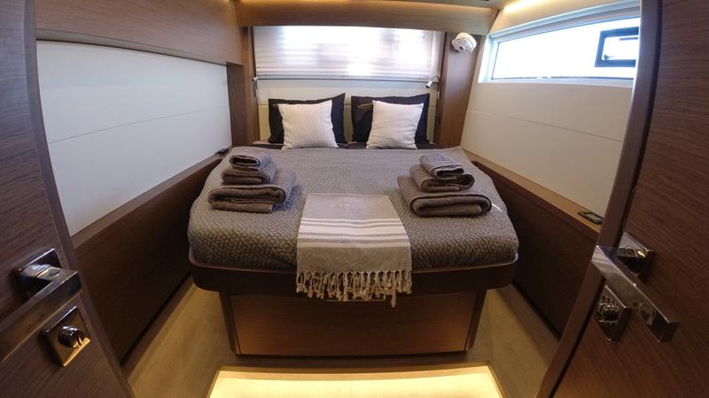 Book yachts online - catamaran - Lagoon 50 - Magnum Opus - BRAND new 2022 - rent
