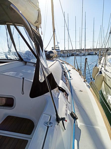 Book yachts online - sailboat - Oceanis 37 - JULIE - rent
