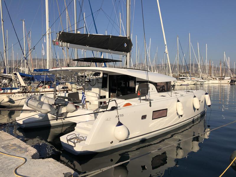 Book yachts online - catamaran - Lagoon 42 - AKTIS (air condition, generator, watermaker)   _Skippered Only_ - rent