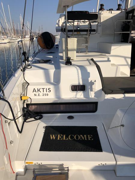 Book yachts online - catamaran - Lagoon 42 - AKTIS (air condition, generator, watermaker)   _Skippered Only_ - rent