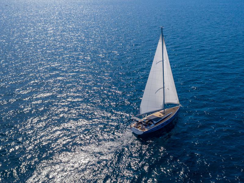 Book yachts online - sailboat - D&amp;D Kufner 54 - Hydra - rent