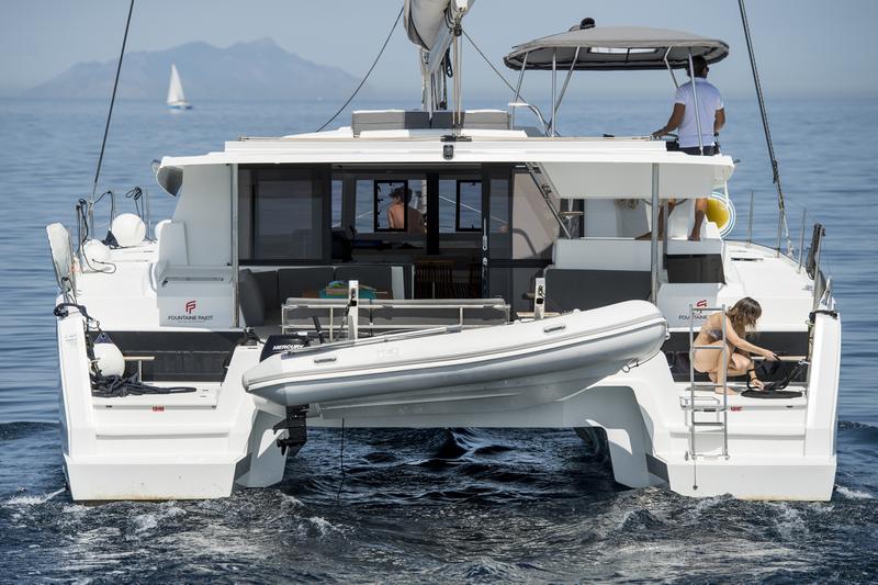 Book yachts online - catamaran - Fountaine Pajot Astréa 42 - Astrea (watermaker+generator) - rent