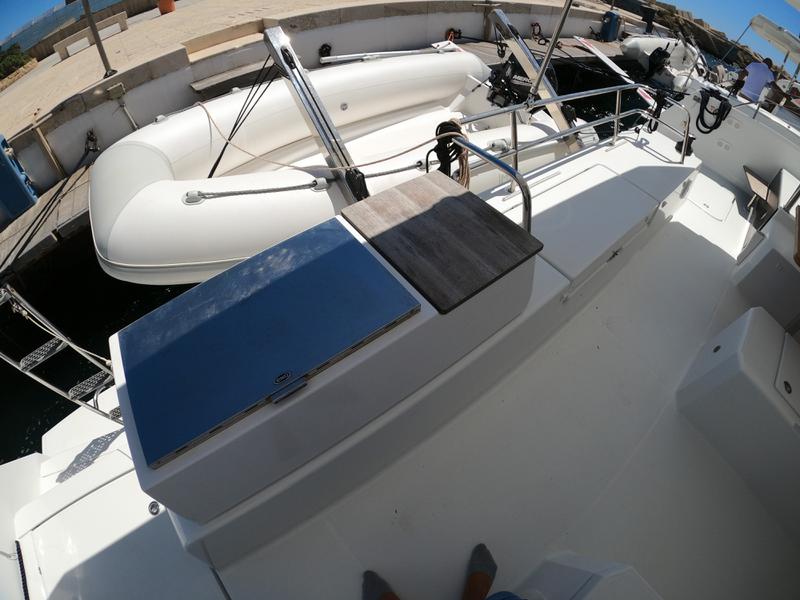Book yachts online - catamaran - Fountaine Pajot Astréa 42 - Astrea (watermaker+generator) - rent