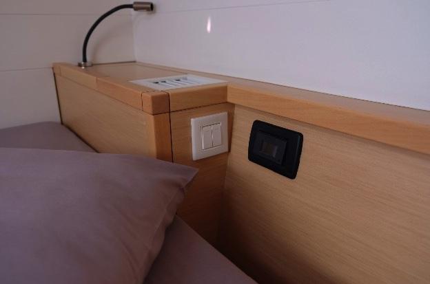 Book yachts online - catamaran - Lagoon 450 Crewed - Iris IV - rent