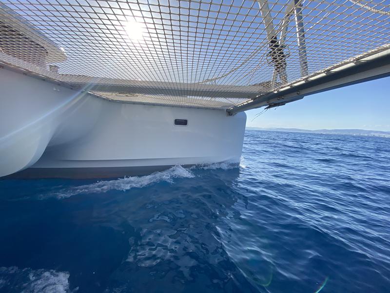Book yachts online - catamaran - Lagoon 42 - Alima - rent