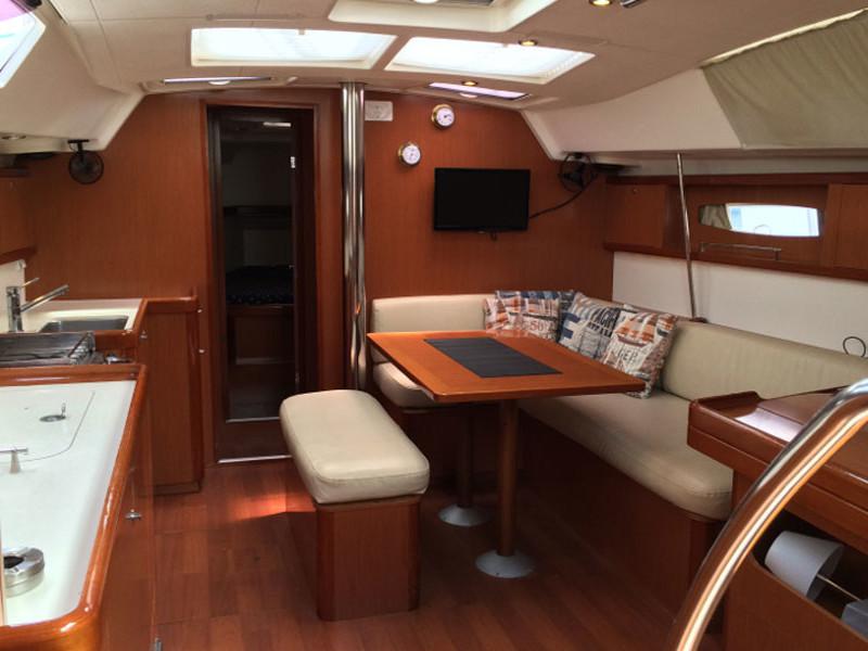 Book yachts online - sailboat - Oceanis 46 - ASPASIA (refit 2019) - rent