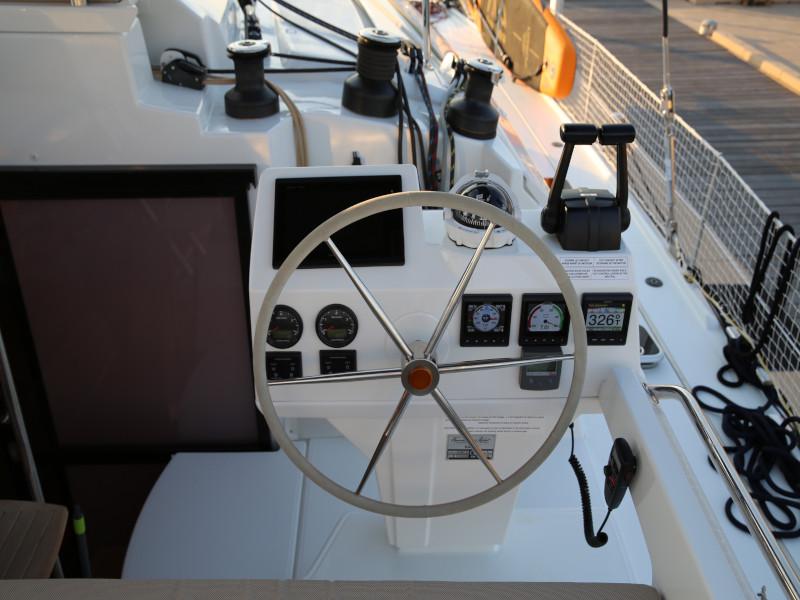 Book yachts online - catamaran - Saba 50 - Royal Cracow (crewed) - rent