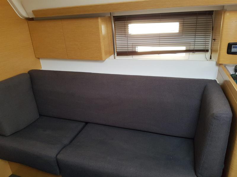 Book yachts online - sailboat - Elan 444 Impression - MARIJANA 48 - rent