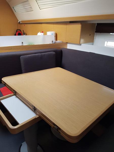 Book yachts online - sailboat - Elan 444 Impression - MARIJANA 48 - rent