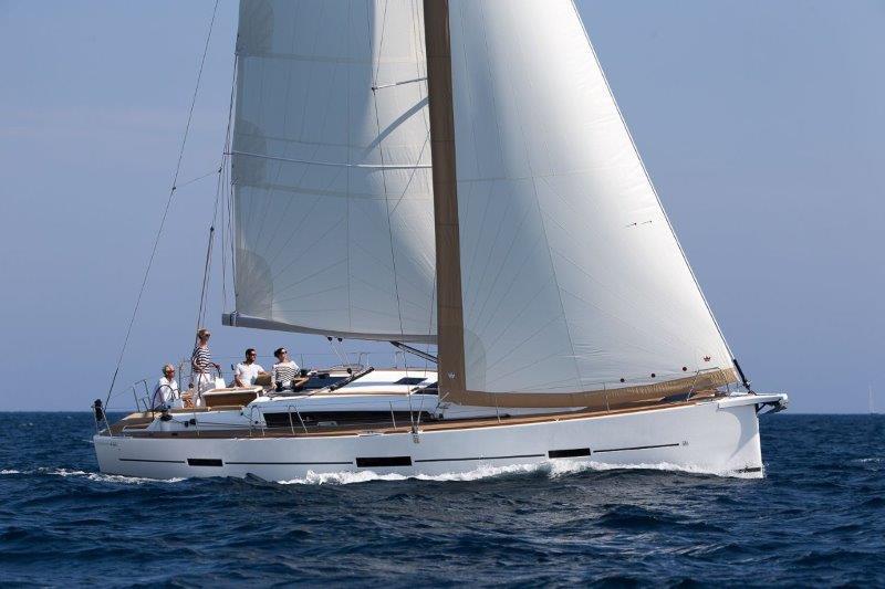 Book yachts online - sailboat - Dufour 460 - WILMA - AC and generator - rent