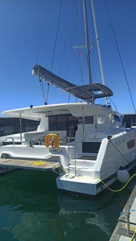 Book yachts online - catamaran - Astréa 42 - Dorella - rent