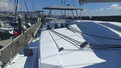 Book yachts online - catamaran - Astréa 42 - Dorella - rent