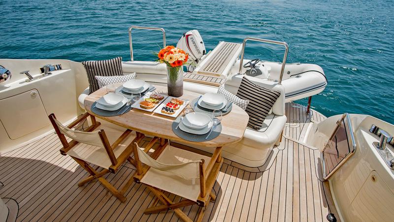 Book yachts online - motorboat - Aicon 54s - Angelo Blu - rent