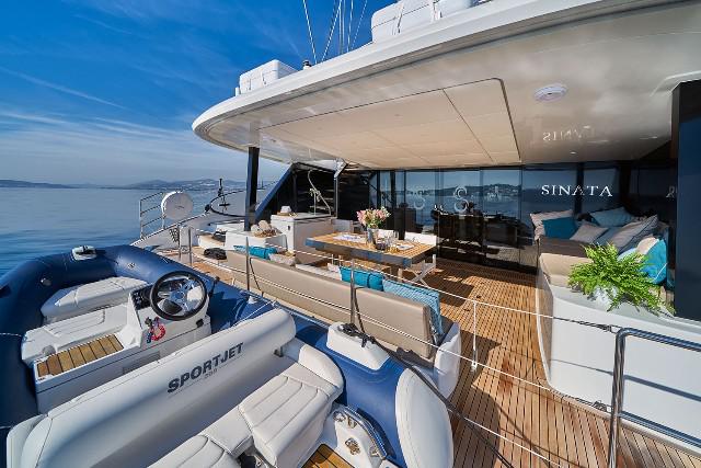 Book yachts online - catamaran - Sunreef 60 - SINATA - rent