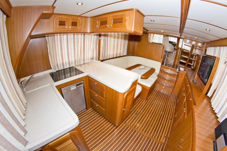 Book yachts online - motorboat - Adagio Europa 51.5 - Anna Sophie  - rent