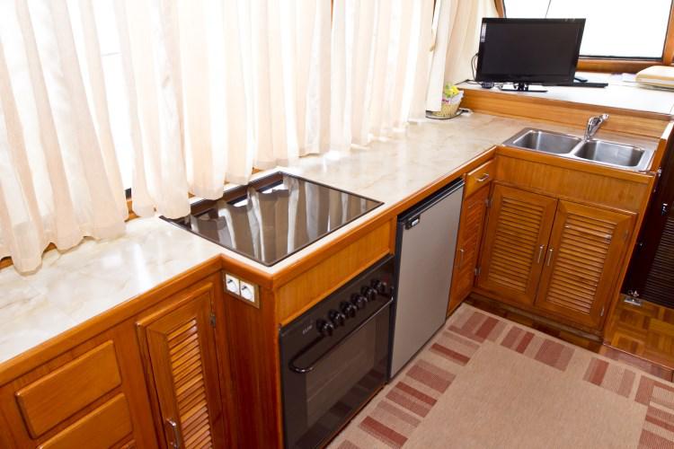 Book yachts online - motorboat - Staryacht 1670 - Milu  - rent