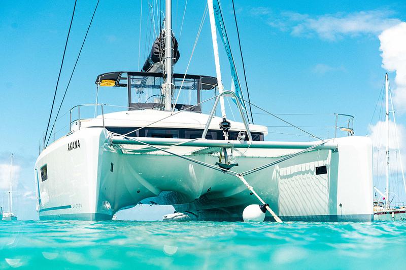 Book yachts online - catamaran - Lagoon 52F - AKANA - rent
