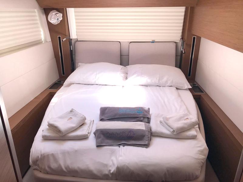 Book yachts online - catamaran - Lagoon 50 - KATKA  - rent