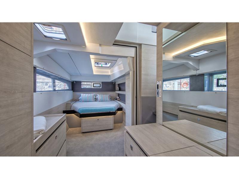 Book yachts online - catamaran - Leopard 50 - LADY AMANDA - rent