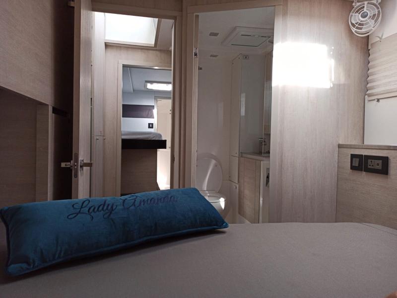 Book yachts online - catamaran - Leopard 50 - LADY AMANDA - rent