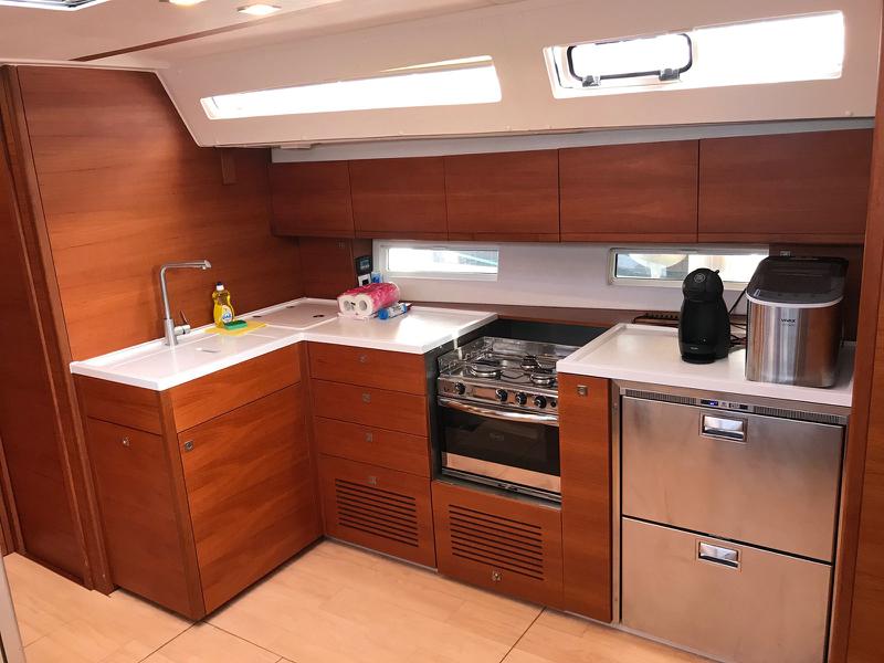 Book yachts online - sailboat - More 55 - ATHENE - rent