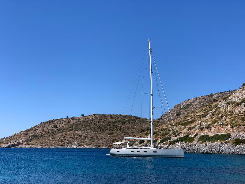Book yachts online - sailboat - Jeanneau 64 - BALLADEER - rent
