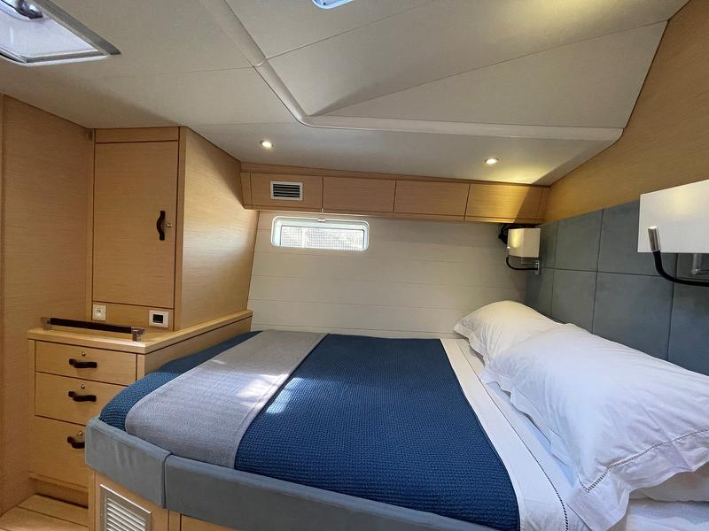 Book yachts online - sailboat - Jeanneau 64 - BALLADEER - rent