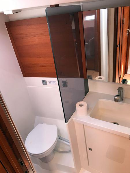 Book yachts online - sailboat - More 55 - LADY NOR - rent
