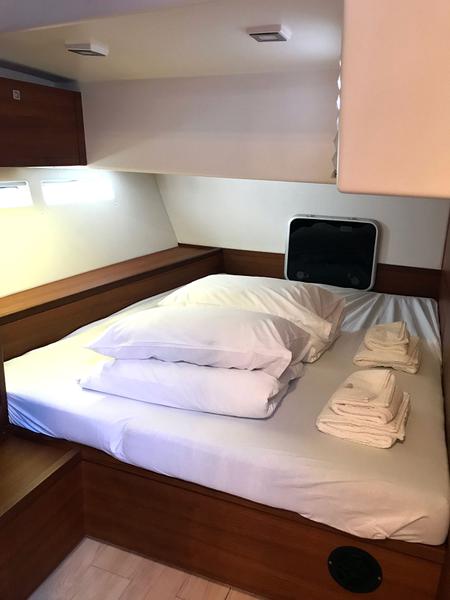 Book yachts online - sailboat - More 55 - LADY NOR - rent