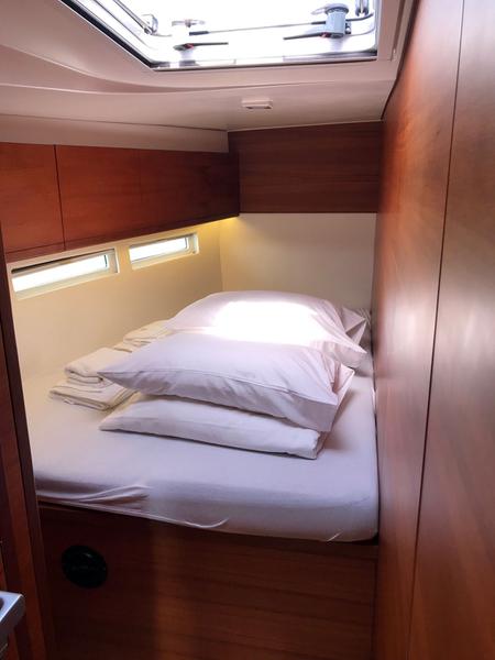 Book yachts online - sailboat - More 55 - LADY NOR - rent