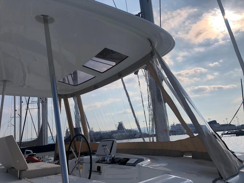 Book yachts online - catamaran - Lagoon 46 - Terra Sarda - air conditioned - - rent