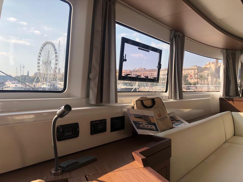 Book yachts online - catamaran - Lagoon 46 - Terra Sarda - air conditioned - - rent