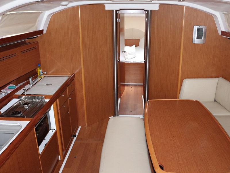 Book yachts online - sailboat - CYCLADES 43.4 BT - LEVANT - rent