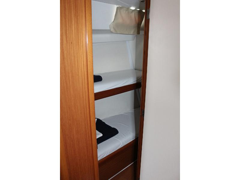 Book yachts online - sailboat - CYCLADES 43.4 BT - LEVANT - rent