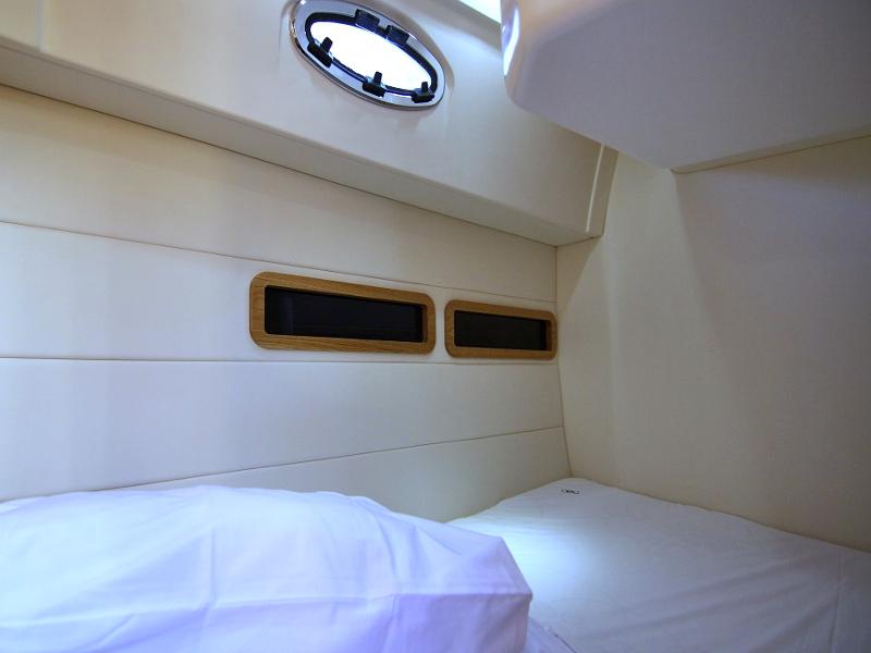 Book yachts online - motorboat - ADRIANA 36 BT (16) - MIRTA - rent