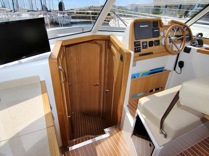 Book yachts online - motorboat - ADRIANA 36 BT (16) - MIRTA - rent