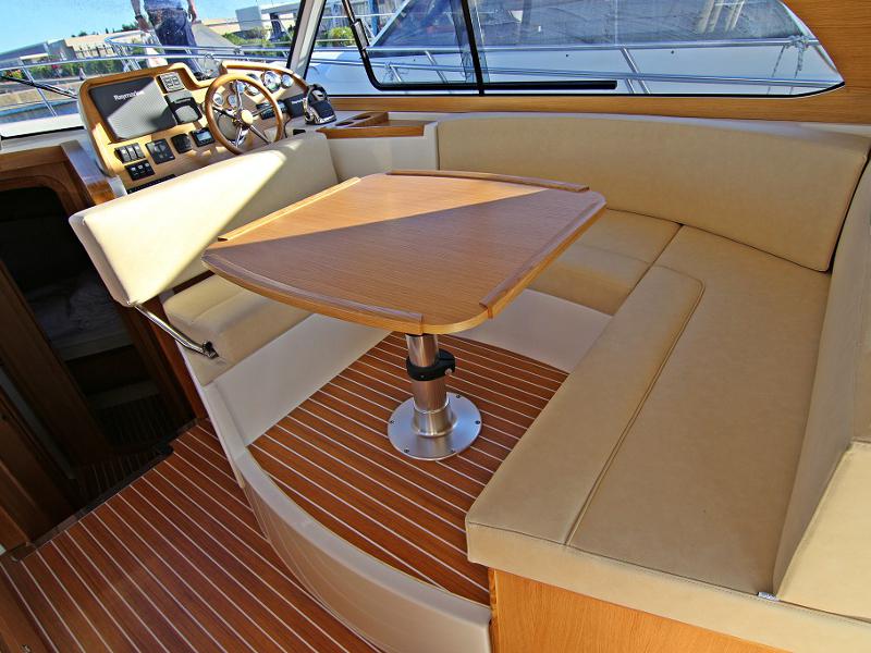 Book yachts online - motorboat - ADRIANA 36 BT (16) - MIRTA - rent